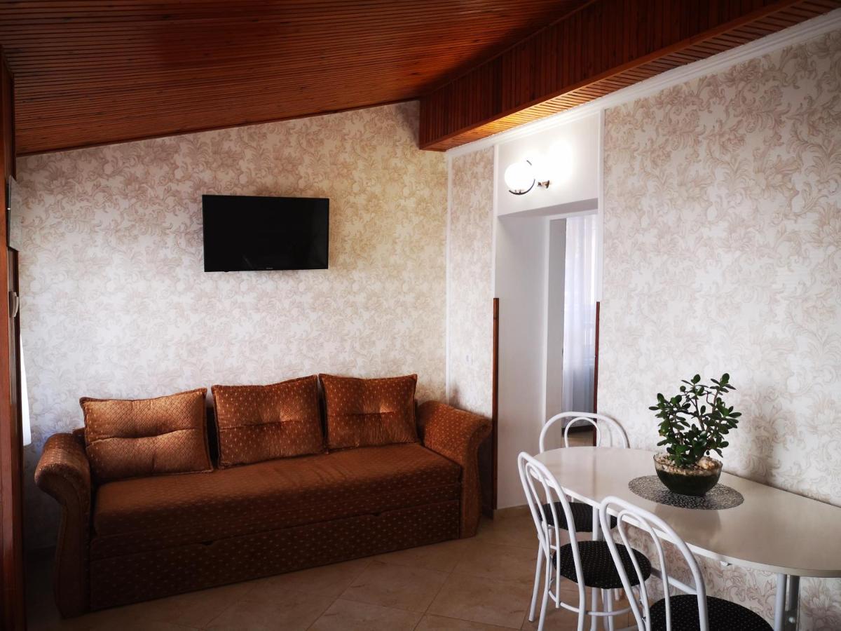 Panzio Status Apartment Hajdúszoboszló Exterior foto