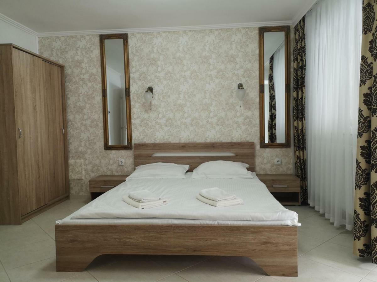 Panzio Status Apartment Hajdúszoboszló Exterior foto